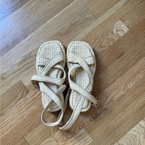 GIA/RHW
Woven Raffia Flat Ankle-Strap Sandals - Picture 2 of 4